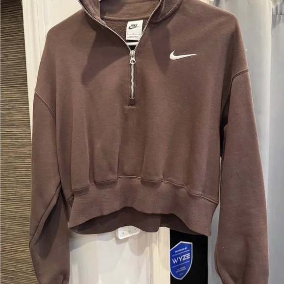 Nike Brown Half-Zip Sweatshirt - Picture 1 of 4